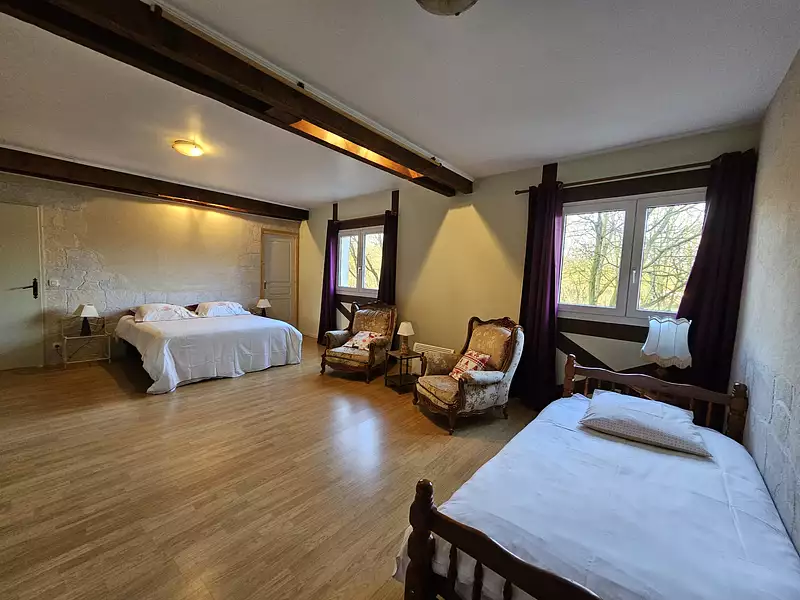 Maison, 680 m²