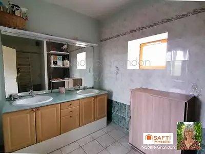 Maison, 282 m²