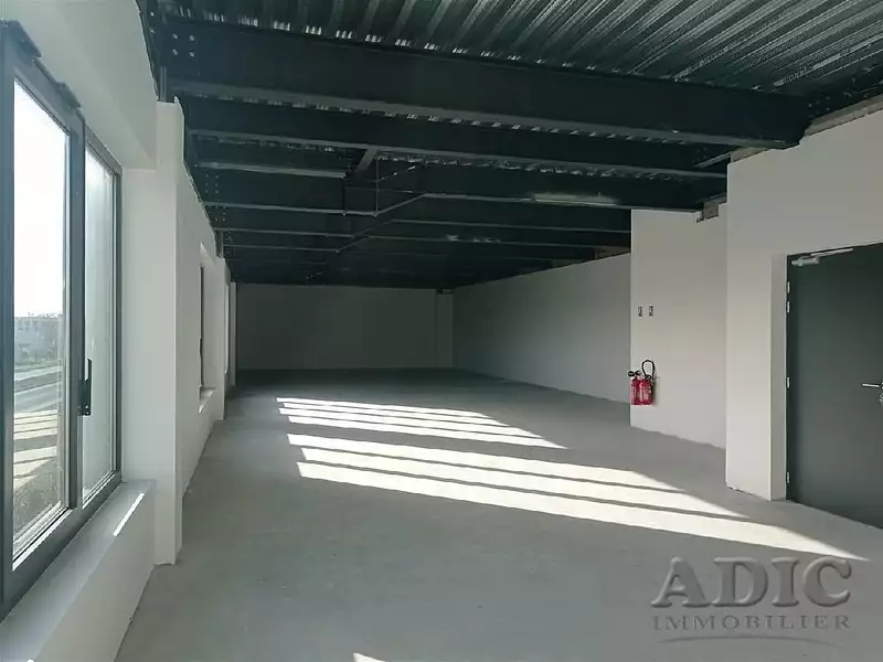 Divers, 200 m²