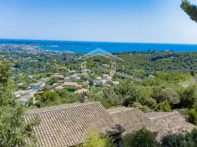 Maison, 275 m²
