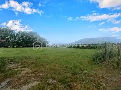 Terrain, 45 181 m²
