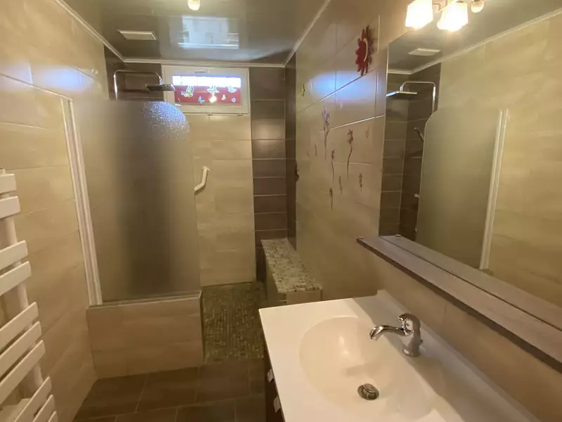 Maison, 170 m²
