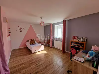 Maison, 245 m²