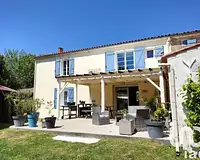 Maison, 215 m²