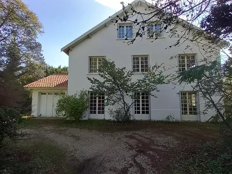 Maison, 180 m²