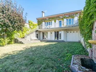 Maison, 195 m²