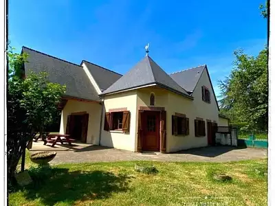 Maison, 275 m²