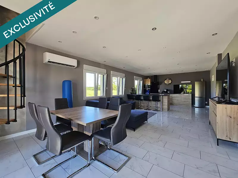 Maison, 94 m²