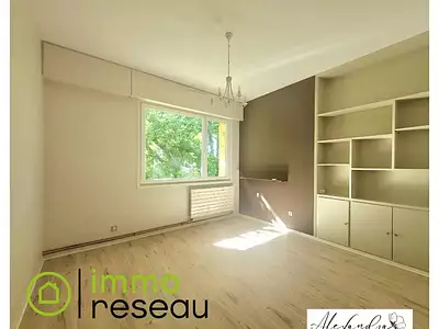 Maison, 240 m²