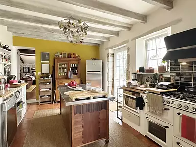 Maison, 230 m²