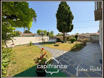 Maison, 196 m²