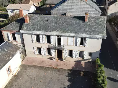 Maison, 215 m²