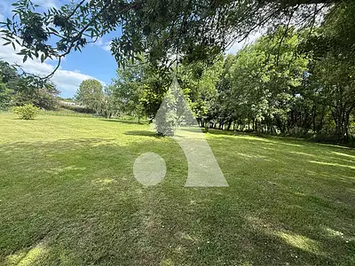 Terrain, 1 735 m²