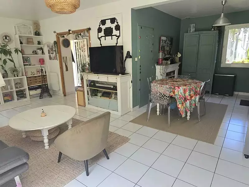 Maison, 94 m²