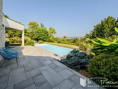 Maison, 219 m²