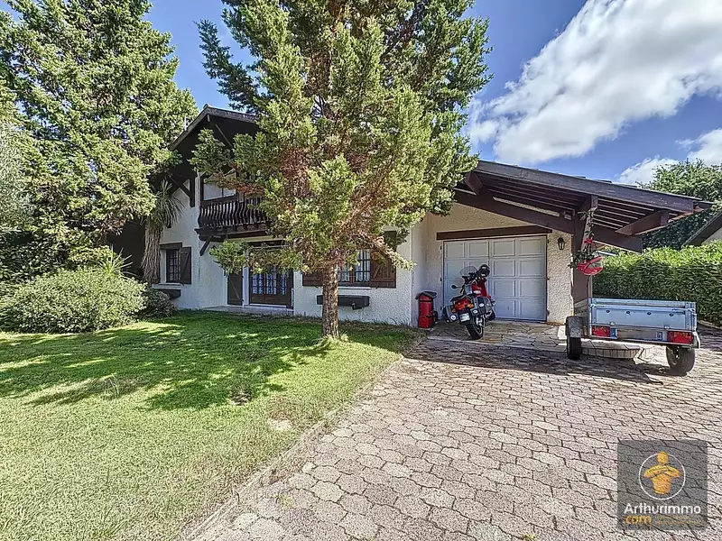 Maison, 148 m²