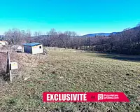 Terrain, 5 734 m²