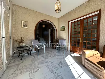Maison, 322 m²