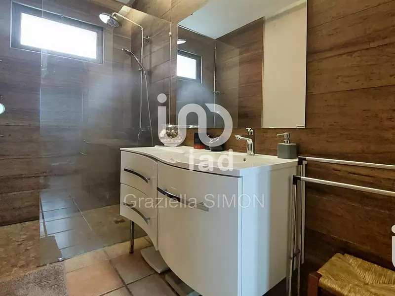 Maison, 157 m²