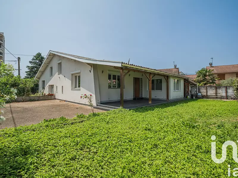 Maison, 114 m²