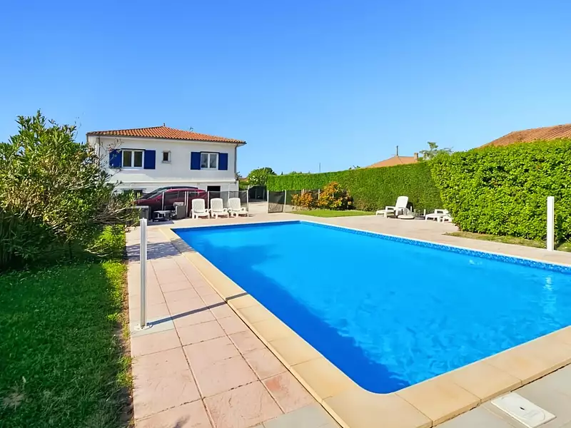 Maison, 180 m²