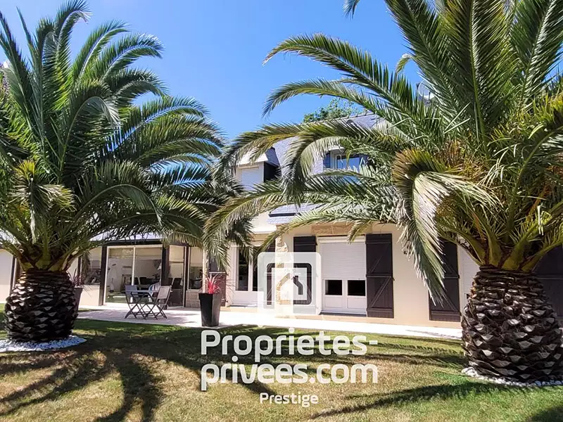 Maison, 196 m²