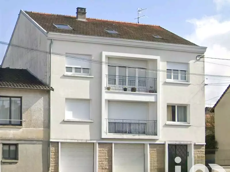Immeuble, 300 m²