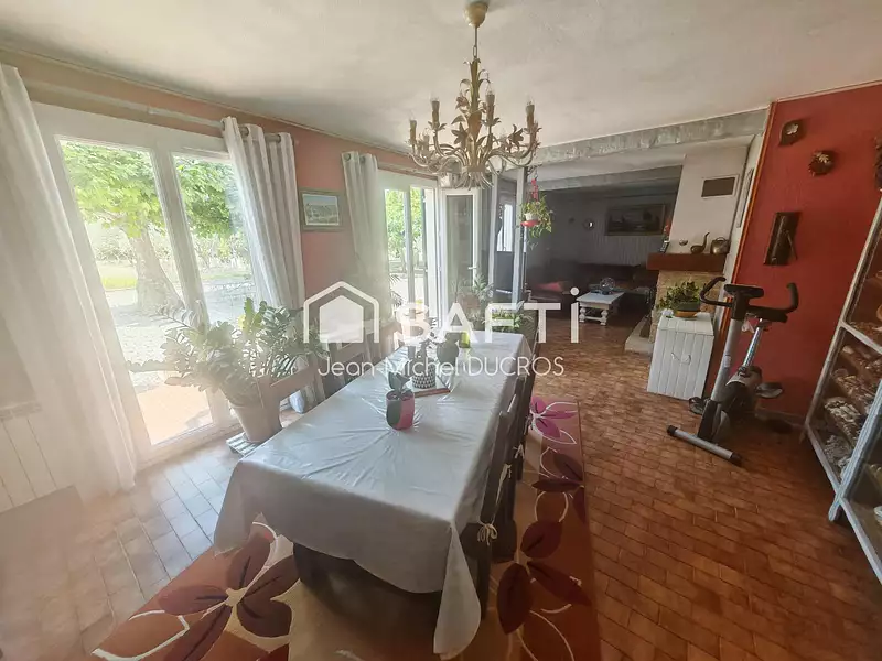 Maison, 137 m²