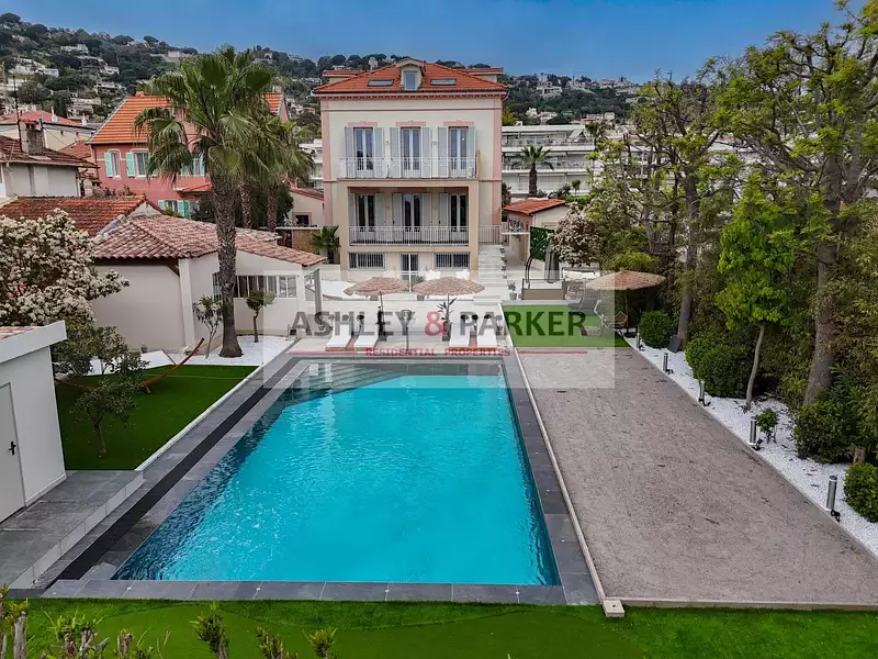 Maison, 400 m²
