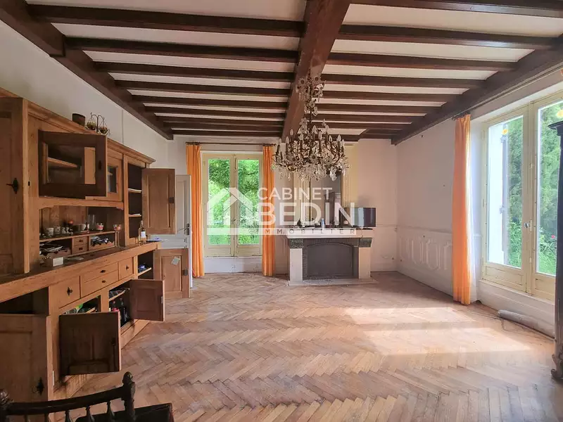 Maison, 330 m²