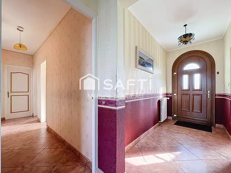 Maison, 230 m²