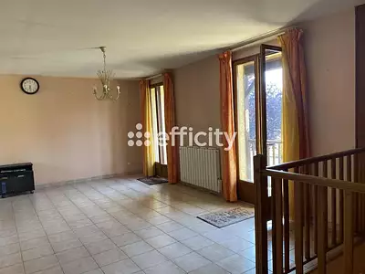 Maison, 176 m²