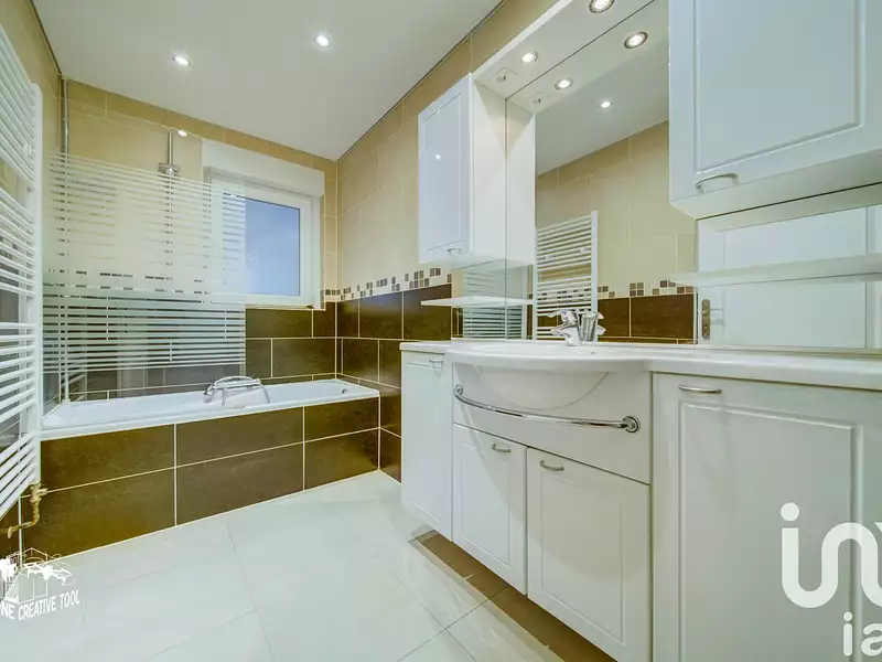 Maison, 125 m²