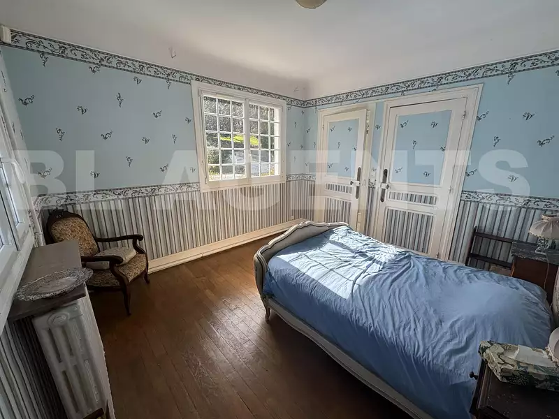 Maison, 300 m²