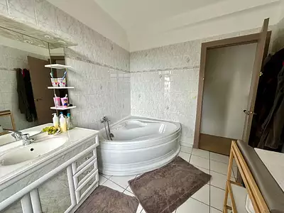 Maison, 267 m²