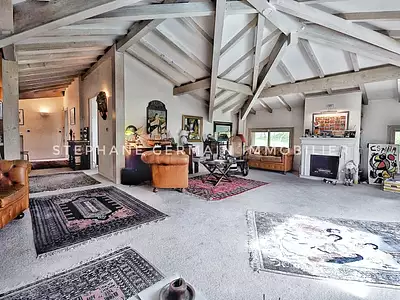 Maison, 225 m²