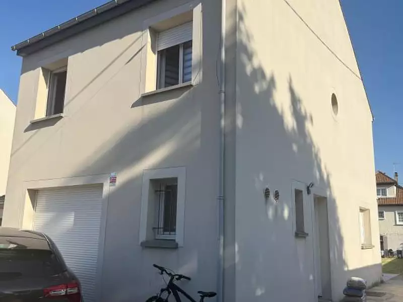 Maison, 93 m²