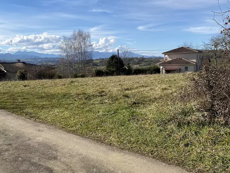 Terrain, 1 670 m²