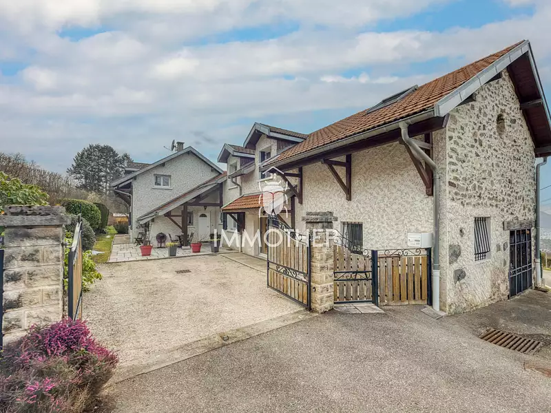 Maison, 225,91 m²