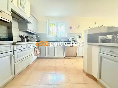 Maison, 185 m²