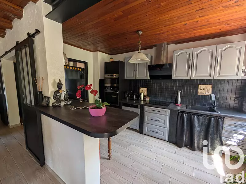 Maison, 184 m²