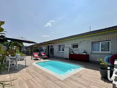 Maison, 204 m²
