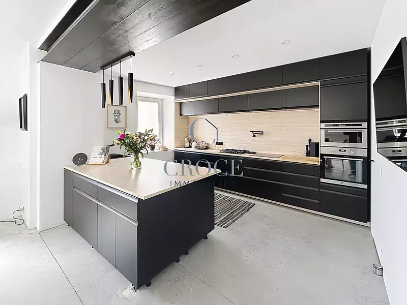 Maison, 230 m²