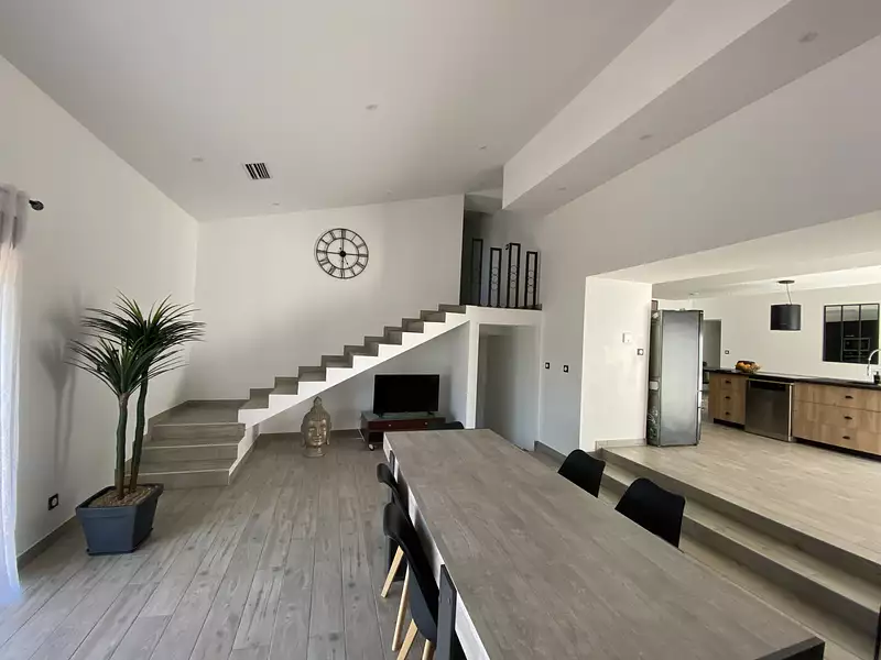 Maison, 200 m²