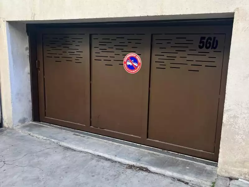 Parking, 8 m²