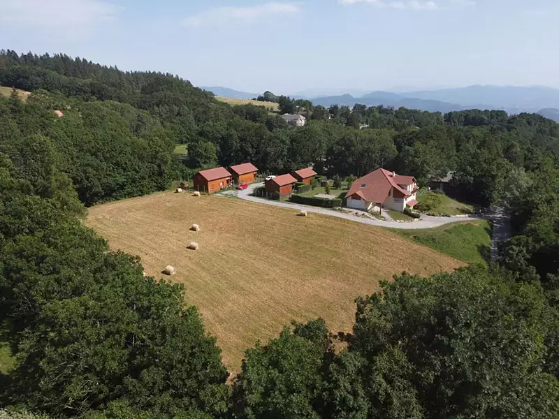 Terrain, 835 m²
