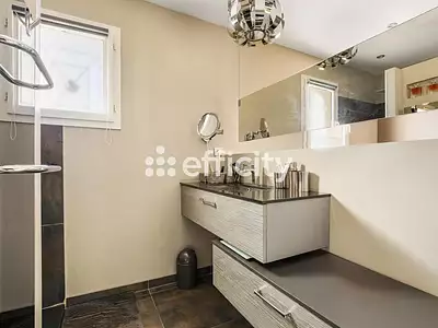 Maison, 160 m²