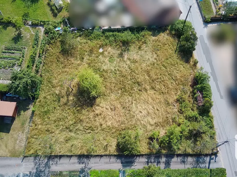 Terrain, 1 446 m²