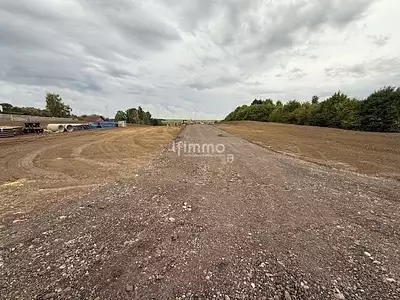 Terrain, 284 m²