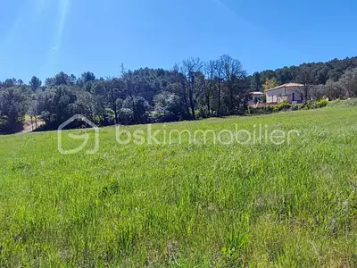 Terrain, 2 341 m²